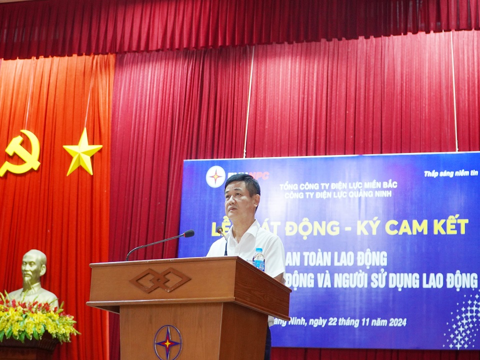 1Ông Nguyễn Thanh Tĩnh - Bí thư Đảng ủy, Giám đốc Công ty phát biểu tại Lễ phát động ký cam kết