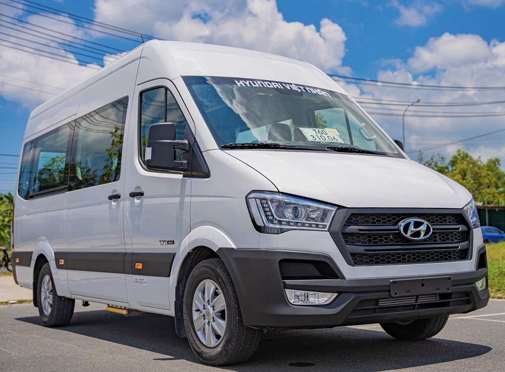 Năm 2023, dòng xe đầu tiên được Hyundai Thành Công Việt Nam XK là Hyundai Solati (mini bus 16 chỗ). Ảnh minh họa.