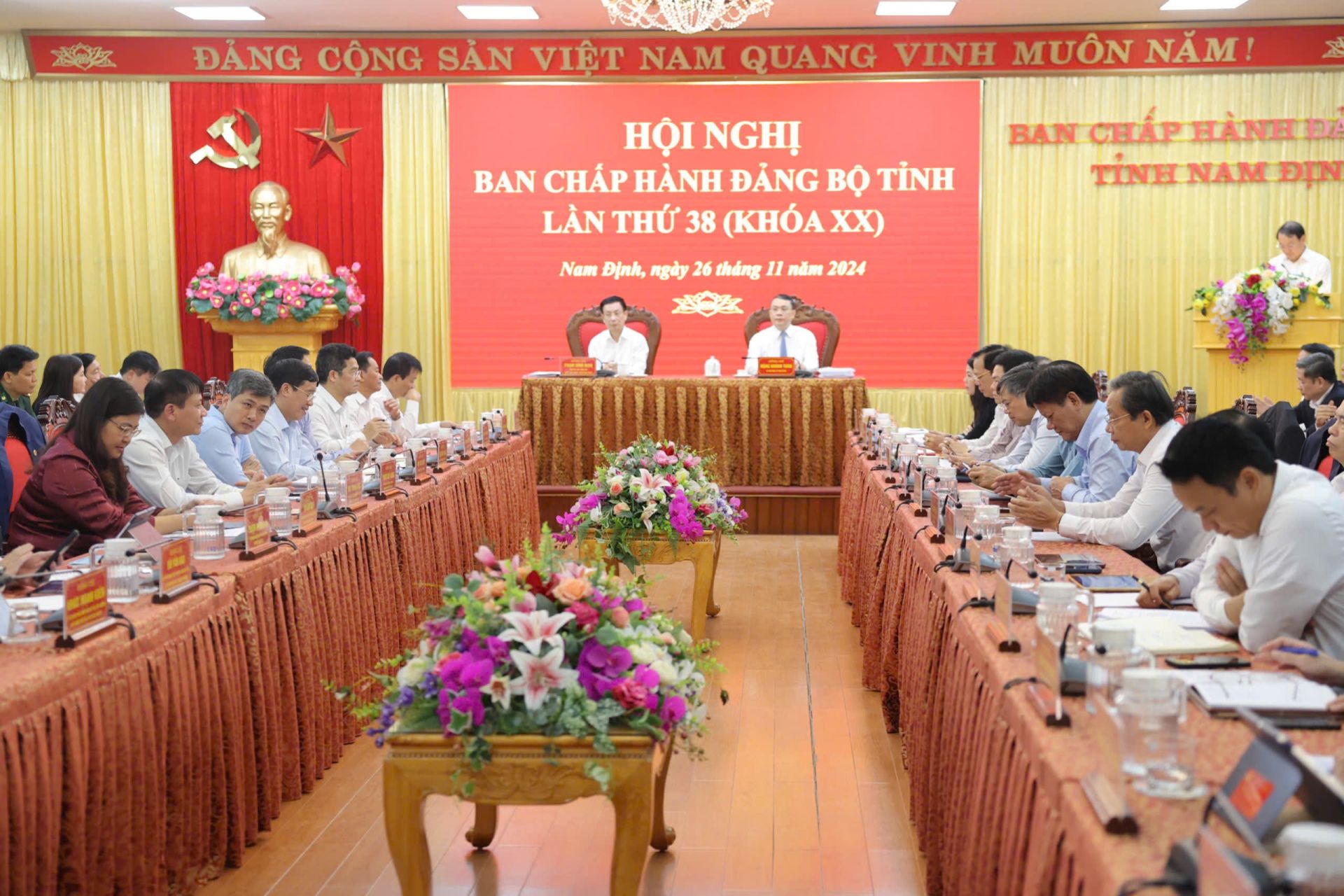 Quang cảnh hội nghị