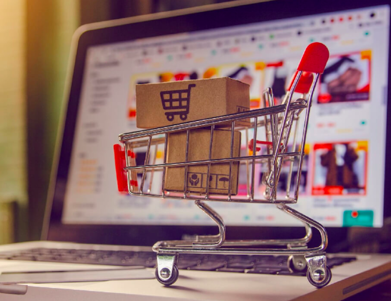 Đề xuất bỏ chính sách miễn thuế GTGT đối với hàng giá trị nhỏ nhập khẩu qua đường chuyển phát nhanh