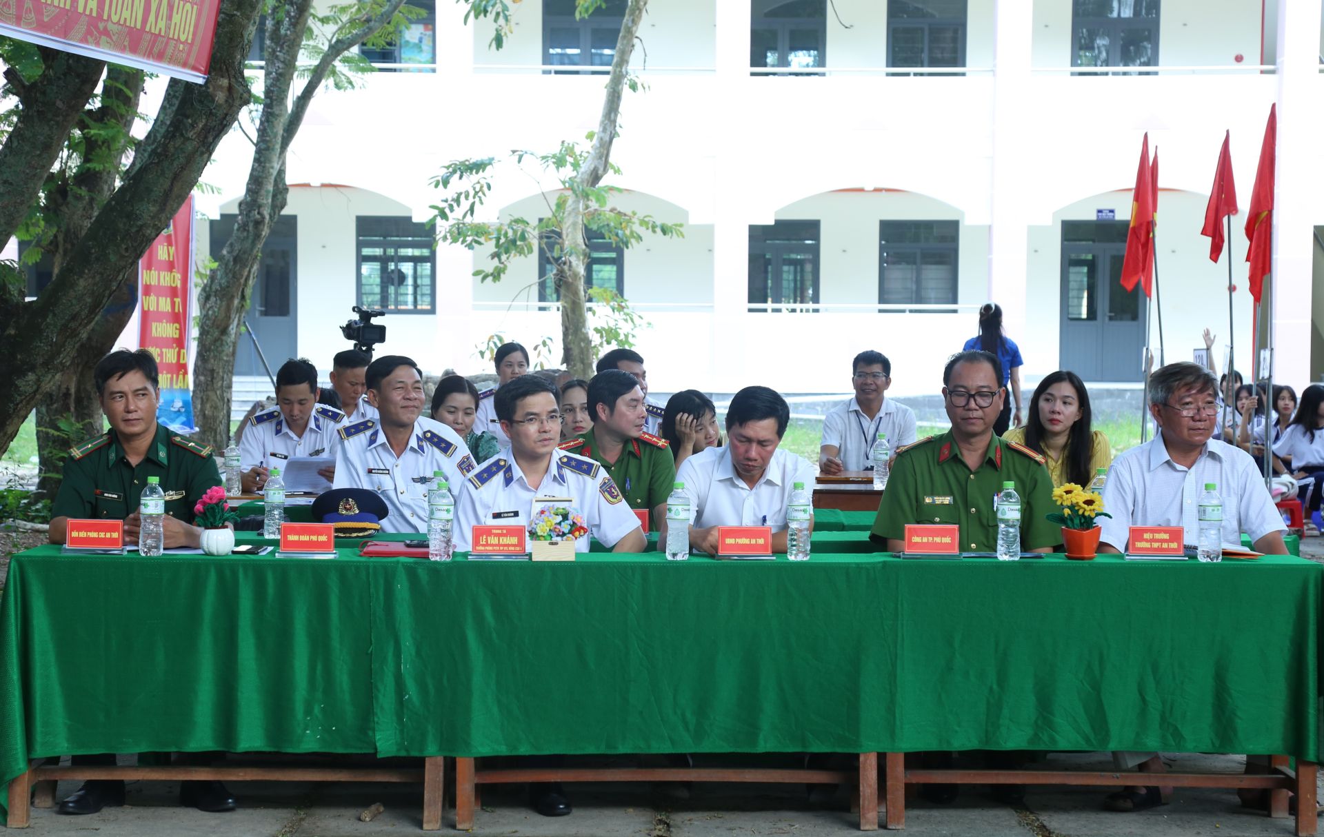 Các đại biểu dự buổi tuyên truyền