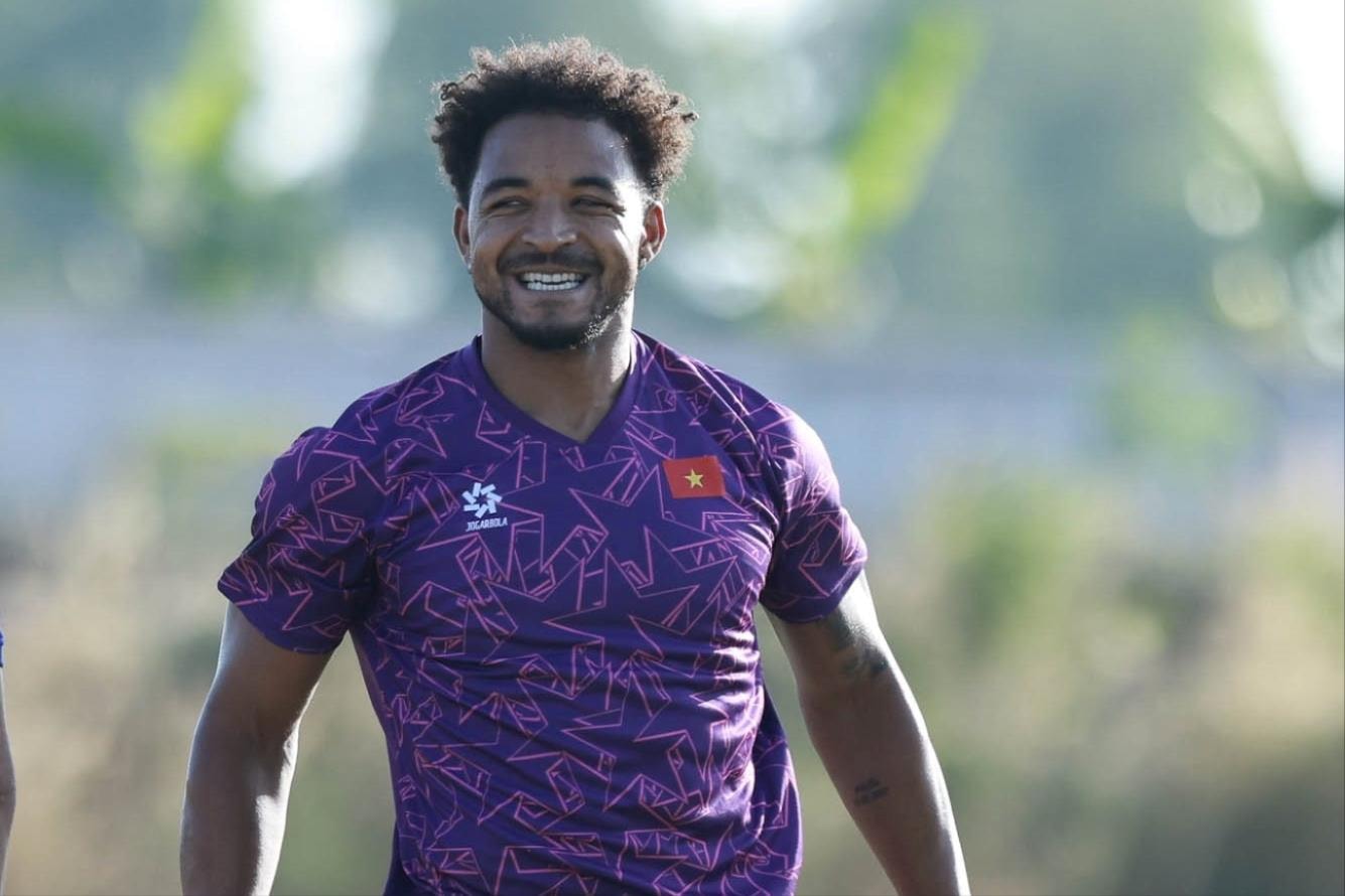 Đội tuyển Việt Nam tích cực tập luyện chuẩn bị cho trận đấu mở màn Asean Cup 2024. Ảnh: Hải Hoàng Đội tuyển Việt Nam tích cực tập luyện chuẩn bị cho trận đấu mở màn Asean Cup 2024. Ảnh: Hải Hoàng