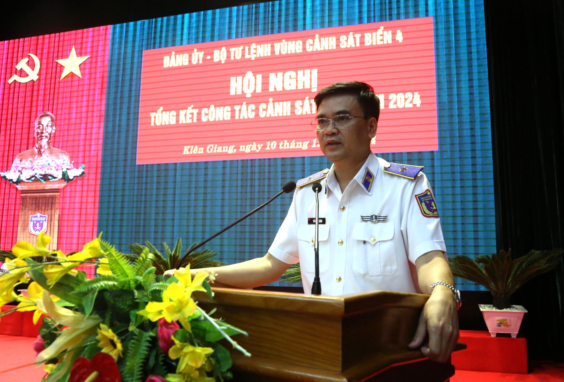 Thiếu tướng Trần Văn Lượng, Tư lệnh Vùng Cảnh sát biển 4 phát biểu tại Hội nghị