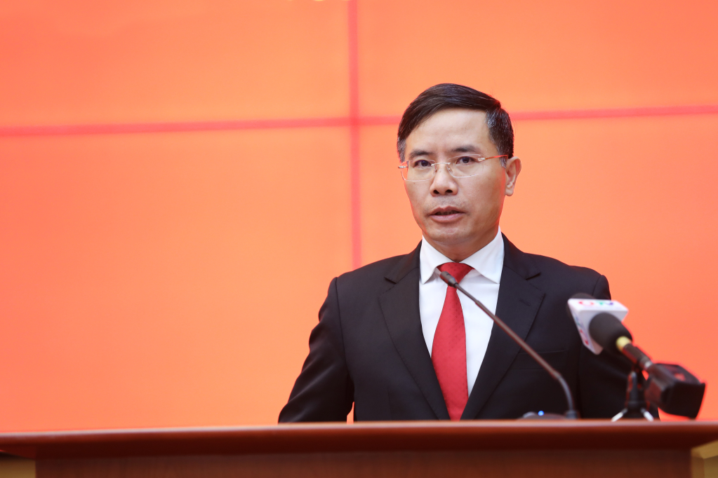 Ông Phạm Đức Ấn, Phó Bí thư Tỉnh ủy Quảng Ninh, phát biểu nhận nhiệm vụ.