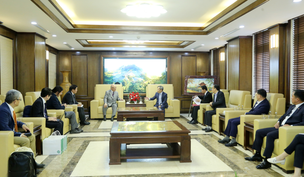 Bí thư Tỉnh ủy tiếp xã giao Cố vấn Liên minh Nghị sĩ Hữu nghị Nhật - Việt