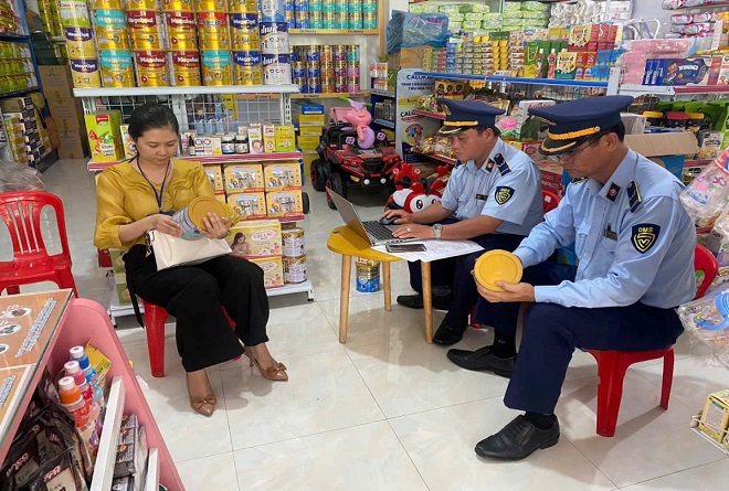 Công an tiếp nhập vụ việc nghi vấn kinh doanh sản phẩm giả tại Tiền Giang
