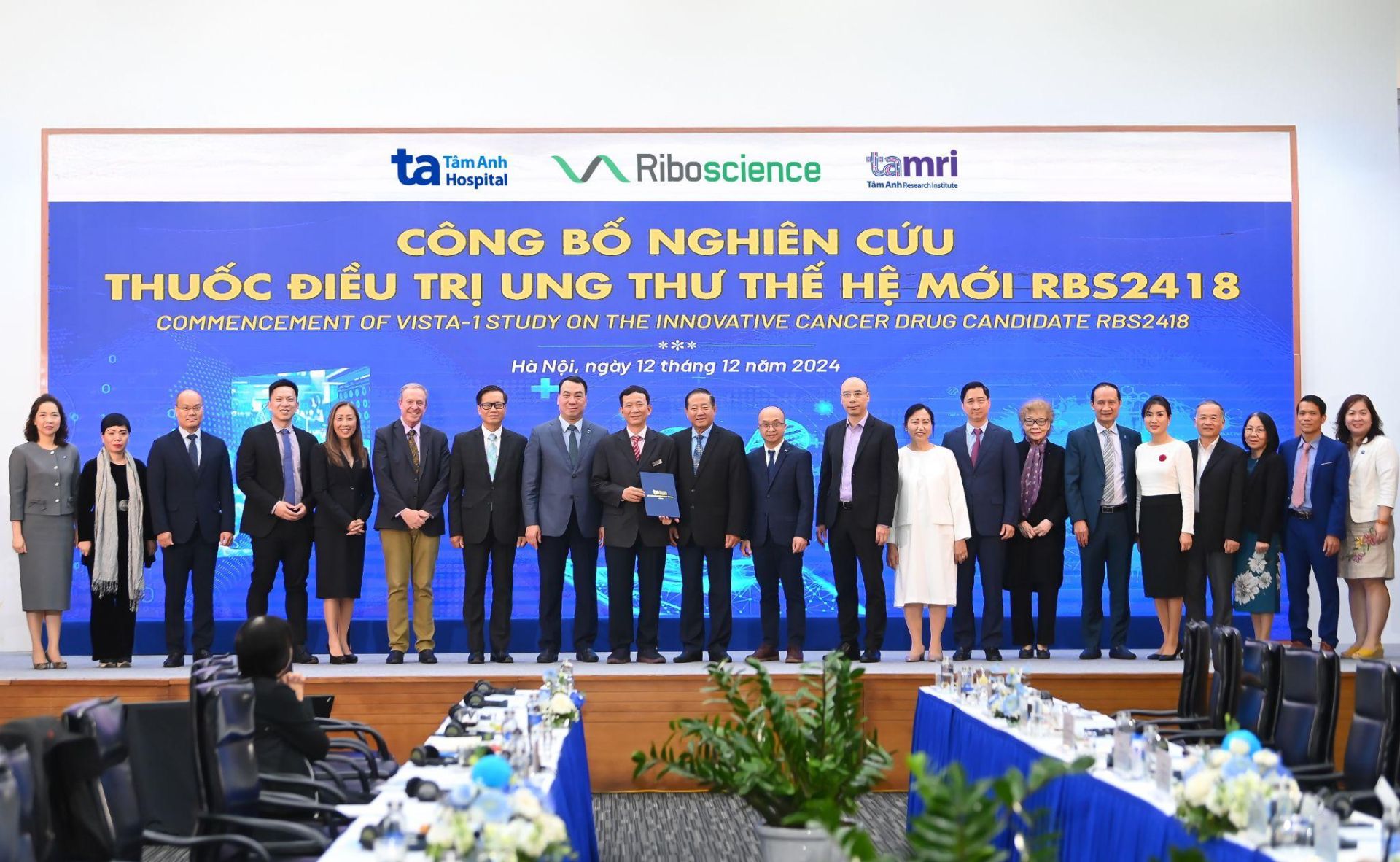 Lễ công bố dự án nghiên cứu thuốc miễn dịch đường uống điều trị ung thư tại Bệnh viện Đa khoa Tâm Anh Lễ công bố dự án nghiên cứu thuốc miễn dịch đường uống điều trị ung thư tại Bệnh viện Đa khoa Tâm Anh