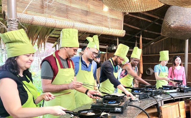 Trải nghiệm ẩm thực Hội An