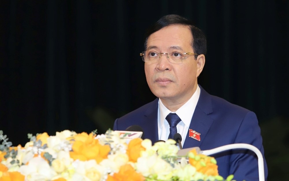 Chủ tịch HĐND tỉnh Lại Thế Nguyên phát biểu khai mạc.
