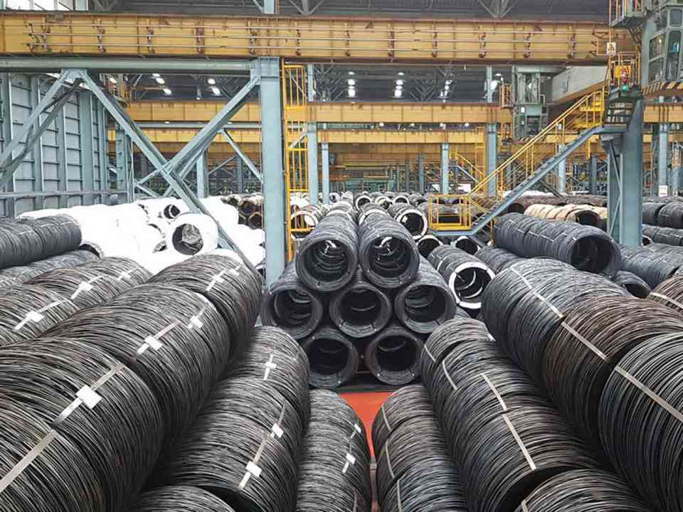 Giá thép hôm nay 12/12: Giảm trên sàn giao dịch