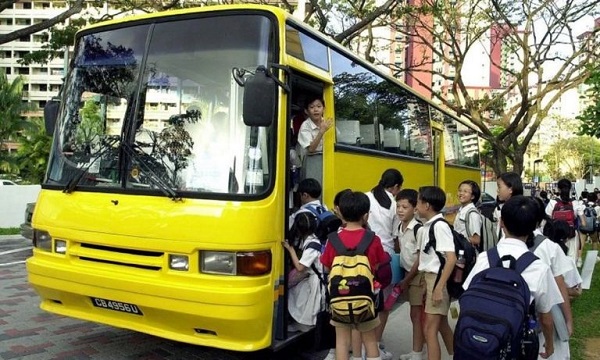Kể từ ngày 1/1/2025, các loại xe ô tô kinh doanh vận tải chở trẻ em mầm non, học sinh, phải được sơn màu vàng đậm phủ bên ngoài thân xe. Kể từ ngày 1/1/2025, các loại xe ô tô kinh doanh vận tải chở trẻ em mầm non, học sinh, phải được sơn màu vàng đậm phủ bên ngoài thân xe.