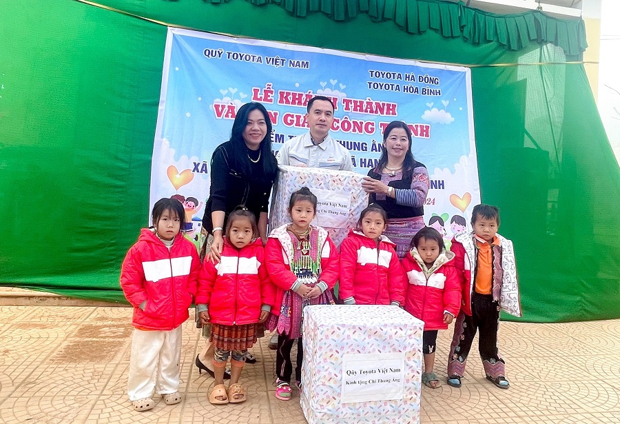 Lễ bàn giao điểm trường tại tỉnh Hòa Bình năm 2024