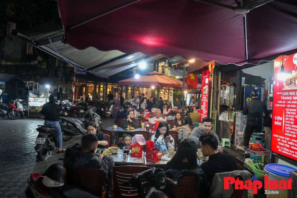 Phố Tống Duy Tân. Ảnh: Khánh Huy Phố Tống Duy Tân. Ảnh: Khánh Huy