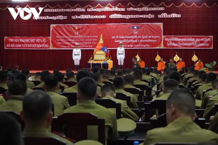 Bộ Quốc phòng hai nước đã phối hợp chặt chẽ, hiệu quả trong công tác tìm kiếm, cất bốc, hồi hương hài cốt liệt sĩ Quân tình nguyện và chuyên gia Việt Nam hi sinh tại Lào trong chiến tranh về nước