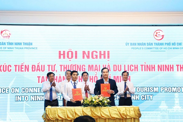 Ký kết MOU tại Hội nghị kết nối, xúc tiến đầu tư, thương mại và du lịch tỉnh Ninh Thuận tại TP.HCM