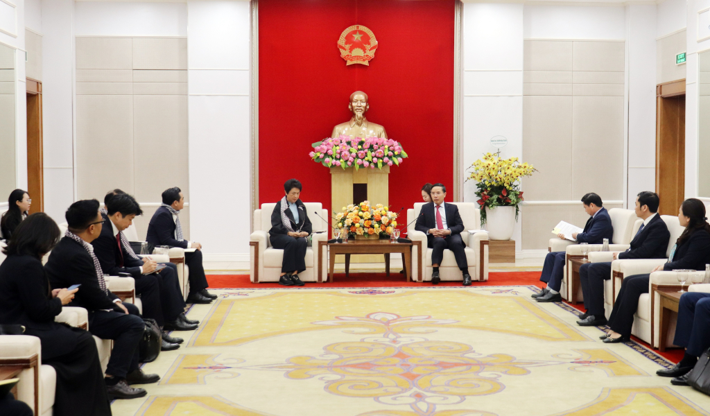 Chủ tịch UBND tỉnh Quảng Ninh tiếp xã giao Tập đoàn Amata