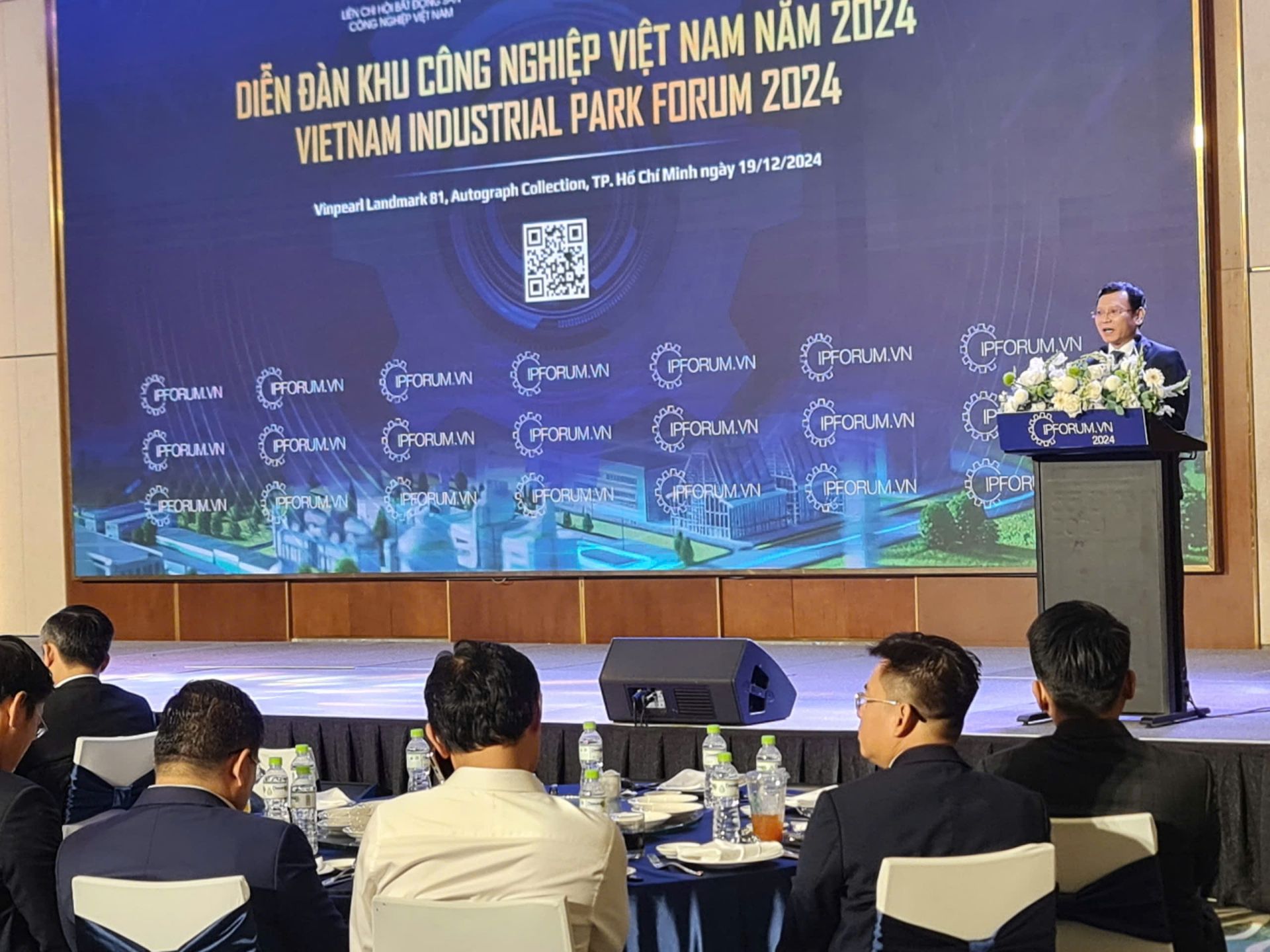 Diễn đàn Khu công nghiệp Việt Nam năm 2024 chính thức diễn ra sáng 19/12 tại TP. HCM.