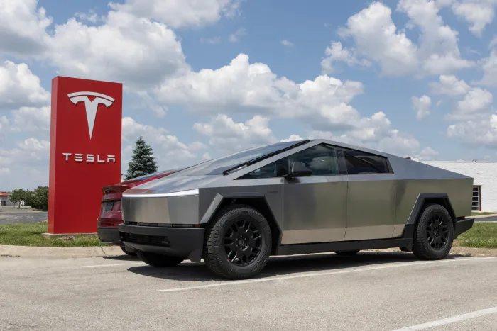 Bán tải điện Tesla Cybertruck