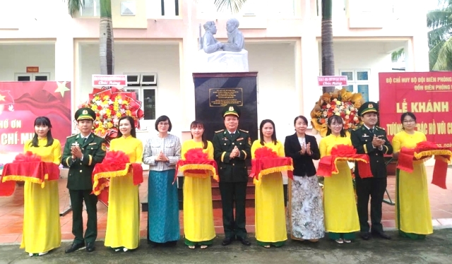 Đà Nẵng: Khánh thành công trình Tượng đài “Bác Hồ với chiến sĩ Biên phòng”