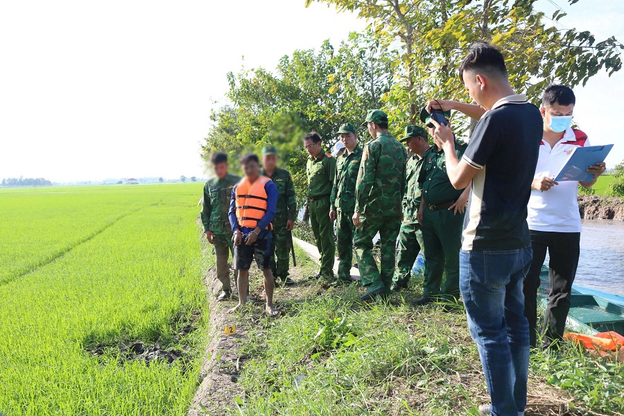 Lực lượng chức năng phối hợp điều tra vụ việc