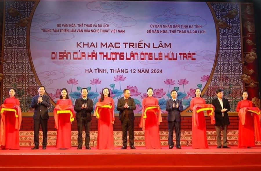Triển lãm "Di sản của Hải Thượng Lãn Ông Lê Hữu Trác"