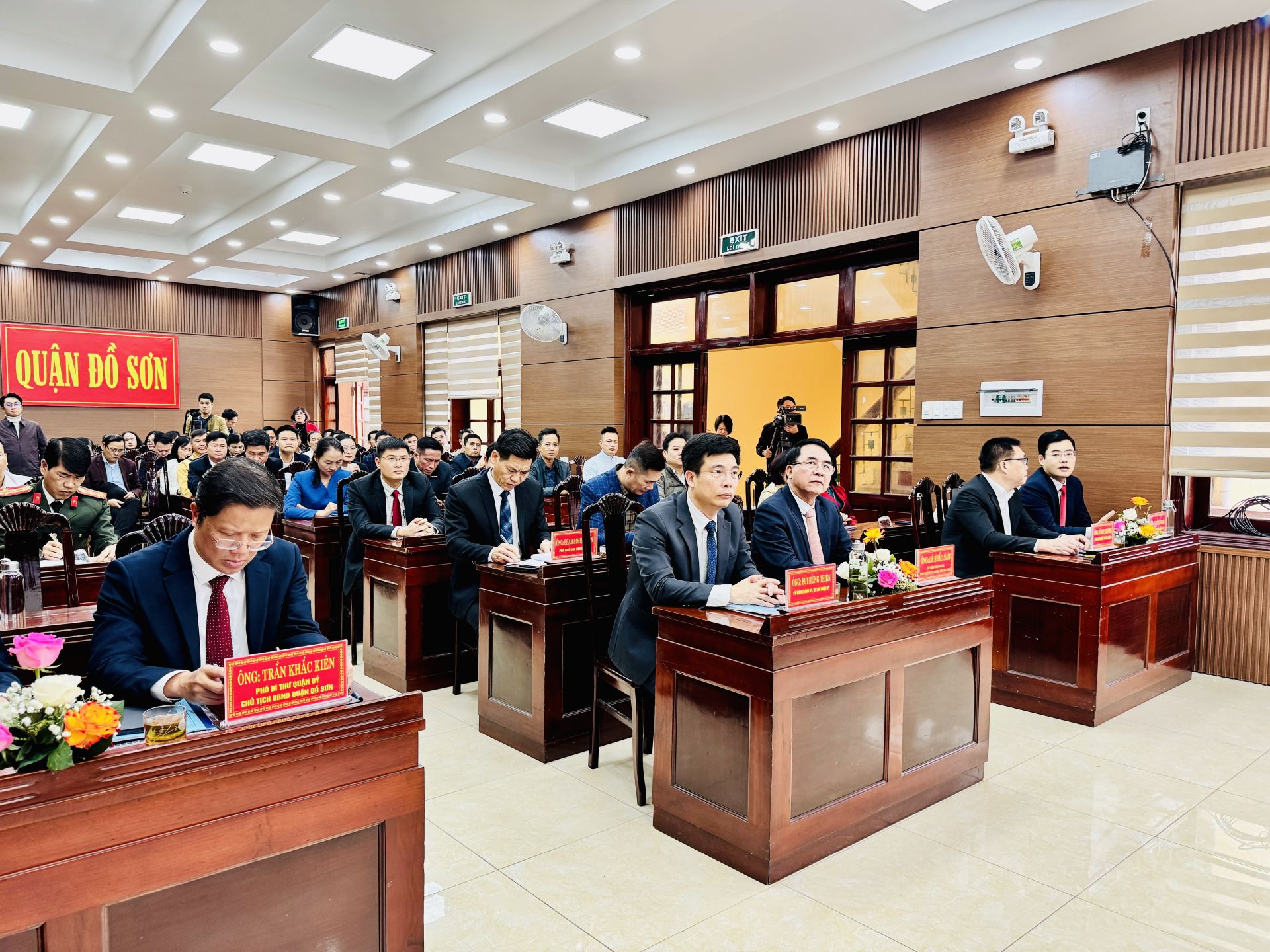 Các đại biểu dự Hội nghị.