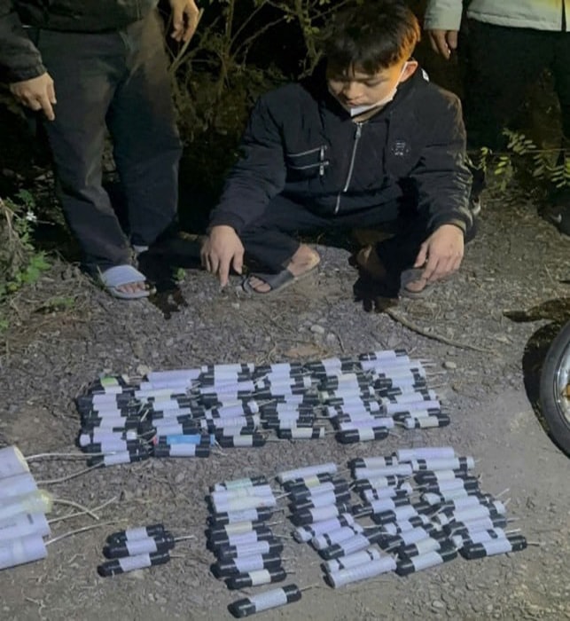 Hà Nội: Bắt giữ nhiều đối tượng sản xuất, buôn bán pháo nổ tự chế