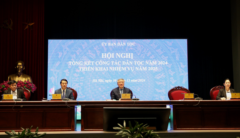 Sáng 30/12, Ủy ban Dân tộc tổ chức Hội nghị tổng kết công tác năm 2024, triển khai nhiệm vụ công tác năm 2025 - Ảnh: VGP/Nguyễn Hoàng Sáng 30/12, Ủy ban Dân tộc tổ chức Hội nghị tổng kết công tác năm 2024, triển khai nhiệm vụ công tác năm 2025 - Ảnh: VGP/Nguyễn Hoàng