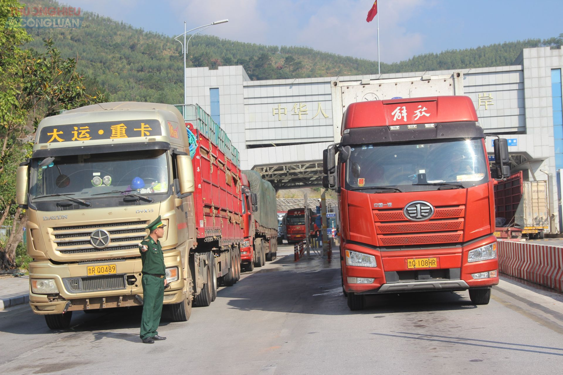 Hàng khóa xuất nhập khẩu được thông quan tại Cửa khẩu Chi Ma, huyện Lộc Bình, tỉnh Lạng Sơn