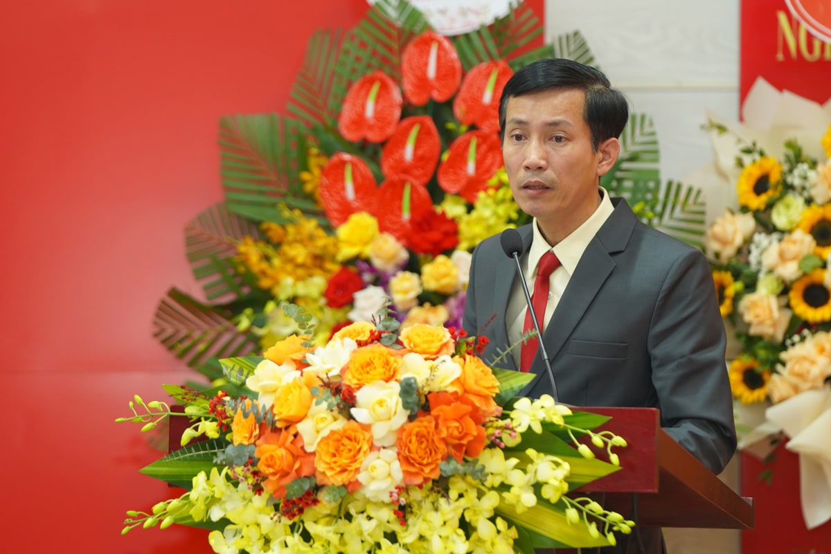 TGĐ THILOGI Bùi Minh Trực trình bày tham luận tại hội nghị TGĐ THILOGI Bùi Minh Trực trình bày tham luận tại hội nghị