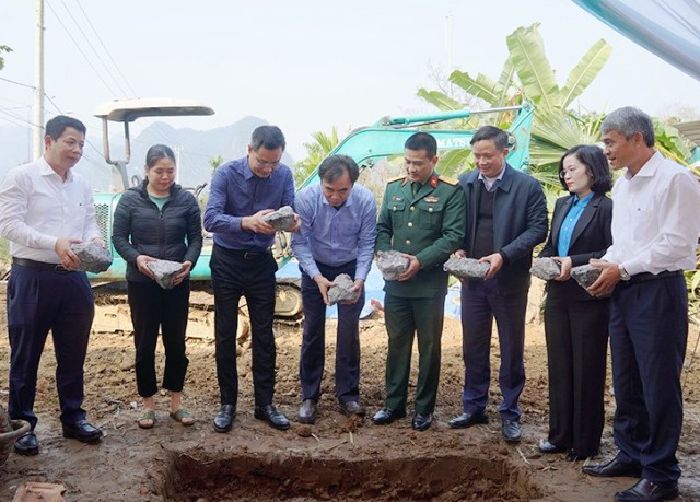 Các địa phương của Quảng Bình khởi công xóa nhà tạm, nhà dột cho hộ nghèo, hộ cận nghèo.