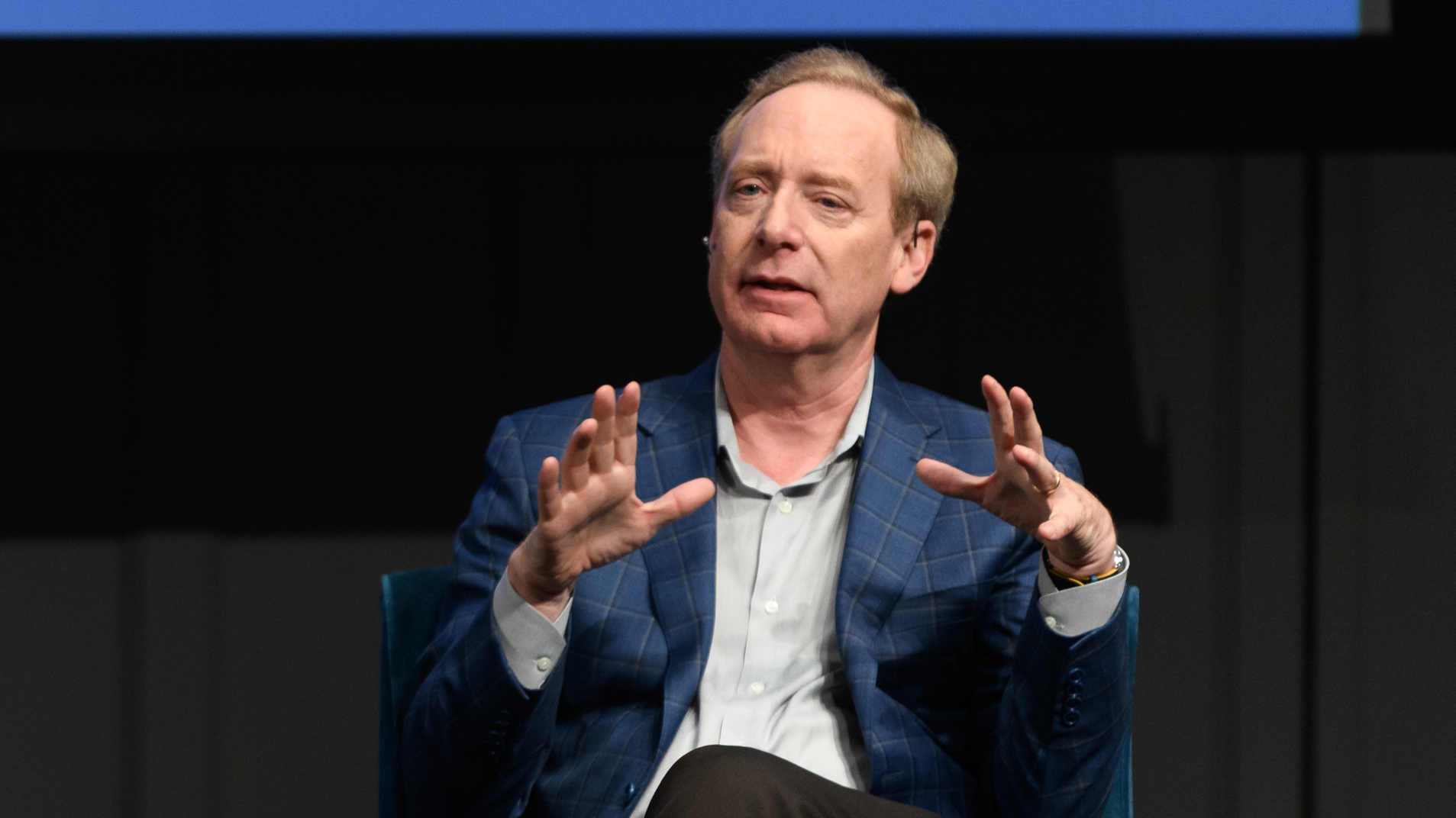 Chủ tịch Microsoft Brad Smith