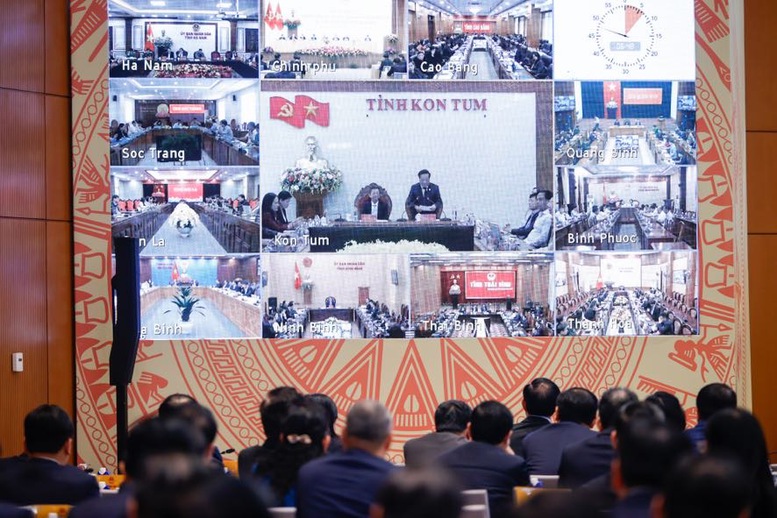 Hội nghị tổng kết công tác năm 2024, triển khai nhiệm vụ năm 2025 của Chính phủ và chính quyền địa phương được tổ chức theo hình thức trực tuyến - Ảnh: VGP/Nhật Bắc