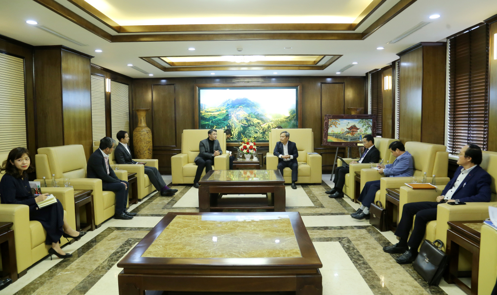 Bí thư Tỉnh ủy Quảng Ninh tiếp xã giao nguyên Phó Thủ tướng Cộng hoà Liên Bang Đức, đại diện Tập đoàn Swire