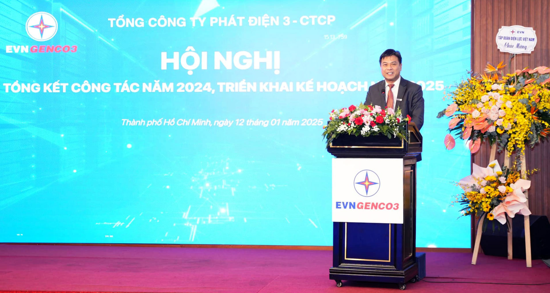 Ông Đinh Quốc Lâm - Bí thư Đảng ủy, Chủ tịch HĐQT tiếp thu ý kiến chỉ đạo của Chủ tịch HĐTV EVN Đặng Hoàng An Ông Đinh Quốc Lâm - Bí thư Đảng ủy, Chủ tịch HĐQT tiếp thu ý kiến chỉ đạo của Chủ tịch HĐTV EVN Đặng Hoàng An