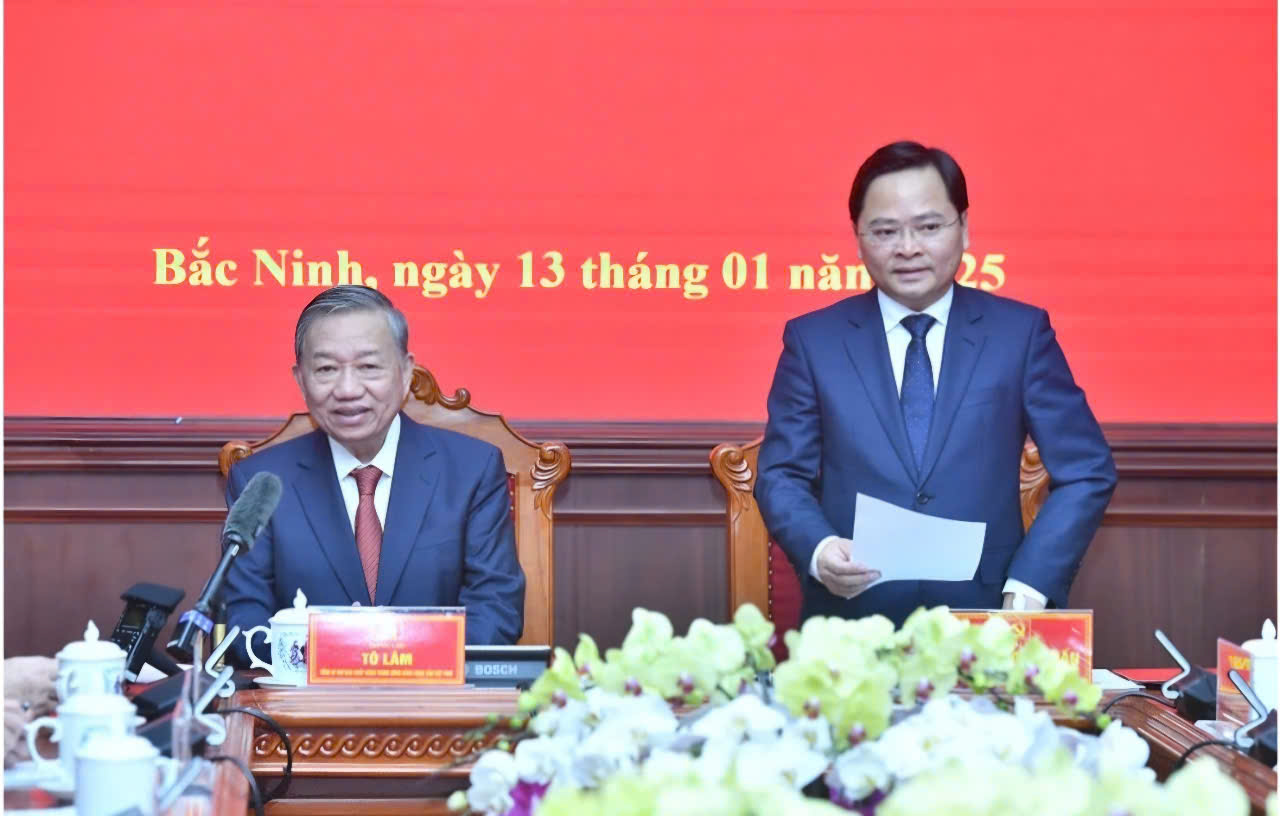 Bí thư Tỉnh ủy Bắc Ninh Nguyễn Anh Tuấn phát biểu tại buổi làm việc. Bí thư Tỉnh ủy Bắc Ninh Nguyễn Anh Tuấn phát biểu tại buổi làm việc.