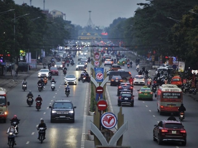 tính đến ngày 15/12/2024, tỉnh này đã ghi nhận 18.064 xe ô tô được đăng ký mới tiếp tục giữ vị trí thứ 3 cả nước về số lượng ô tô đăng ký mới, chỉ xếp sau TP. Hồ Chí Minh và Hà Nội.