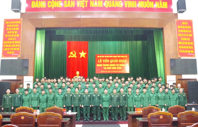 Bộ đội Biên phòng Quảng Trị tiễn quân nhân hoàn thành nghĩa vụ quân sự năm 2025