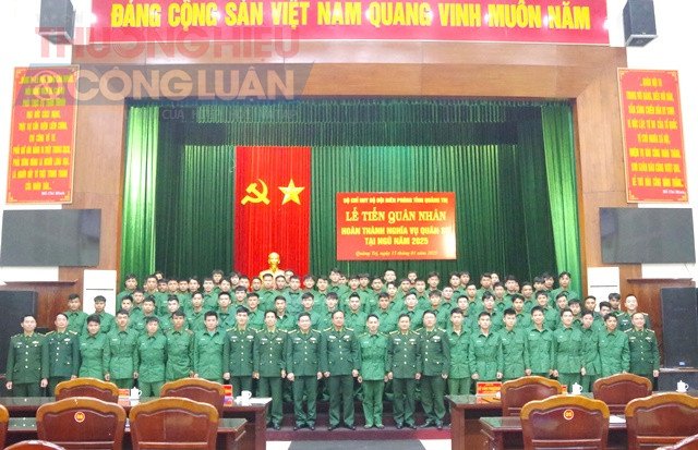 Toàn cảnh buổi lễ.