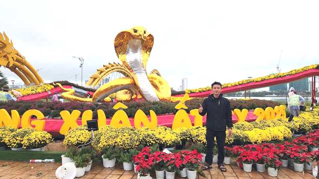 Đà Nẵng trình làng linh vật rắn đón Xuân Ất Tỵ 2025