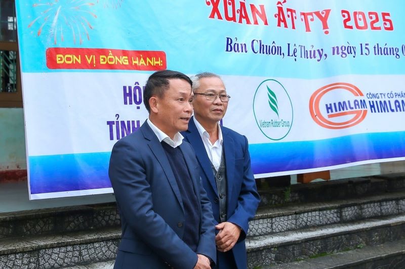 Nhà báo Nguyễn Đức Lợi, Phó Chủ tịch Thường trực Hội Nhà báo Việt Nam phát biểu tại chương trình.