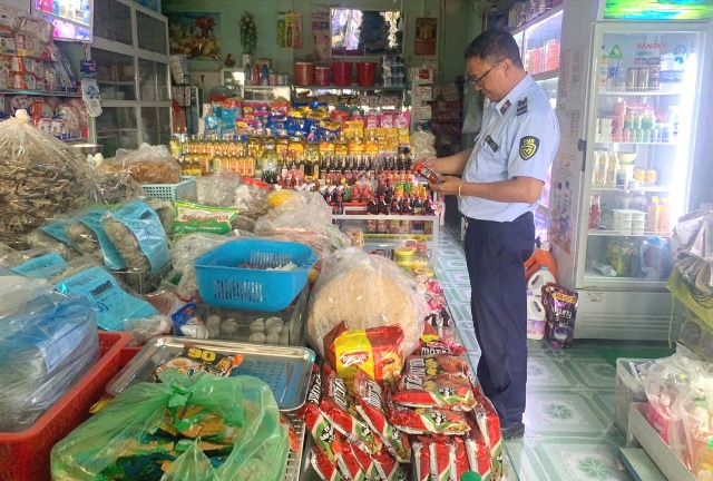 Gia Lai: Đội QLTT số 7 thực hiện hiệu quả kế hoạch cao điểm đấu tranh chống buôn bán, vận chuyển, tàng trữ, giao nhận thuốc lá