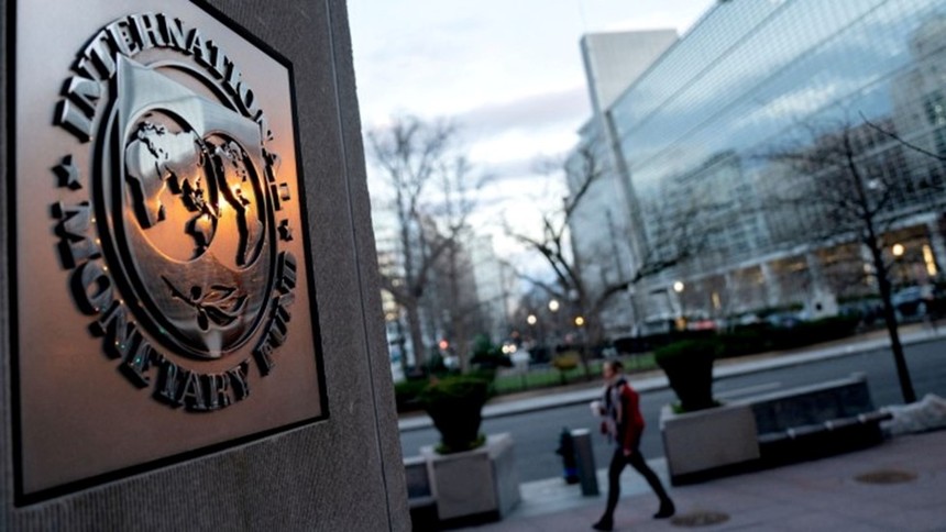 Quỹ Tiền tệ Quốc tế dự báo nợ công toàn cầu có thể đạt 115% GDP. Quỹ Tiền tệ Quốc tế dự báo nợ công toàn cầu có thể đạt 115% GDP.