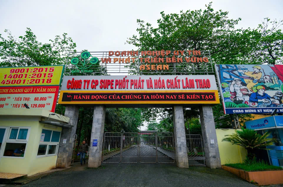Công ty cổ phần Supe Phốt phát và Hóa chất Lâm Thao Công ty cổ phần Supe Phốt phát và Hóa chất Lâm Thao