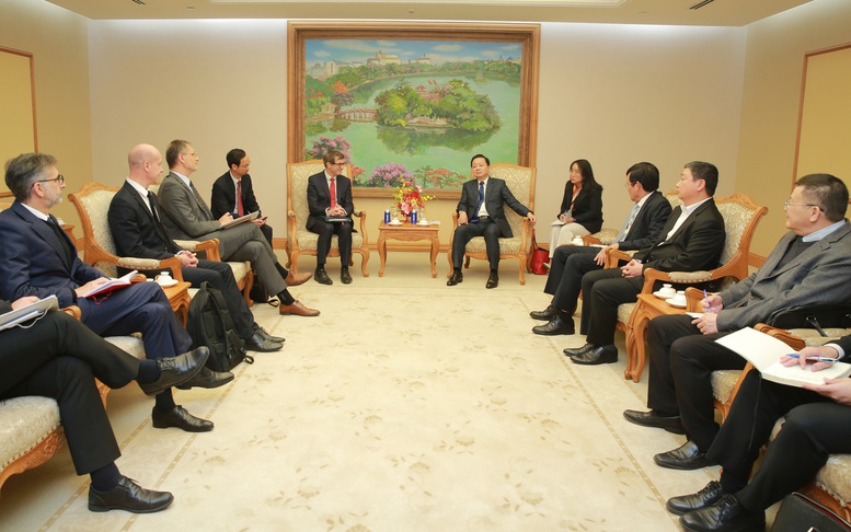 Phó Thủ tướng Trần Hồng Hà đề nghị tiếp tục phát huy những thành quả đã đạt được, cùng nhau hợp tác và hướng tới những mục tiêu hai bên cùng có lợi - Ảnh: VGP/Đình Nam