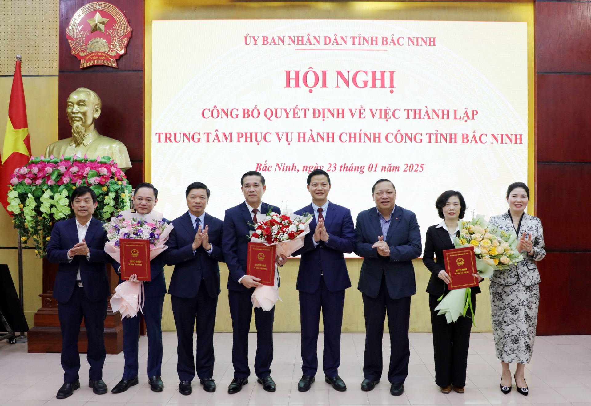 Bắc Ninh: Công bố Quyết định thành lập Trung tâm Phục vụ Hành chính công