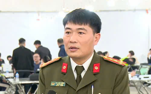 Đại tá Bùi Chiến Thắng, Phó giám đốc Công an tỉnh Bắc Ninh. Đại tá Bùi Chiến Thắng, Phó giám đốc Công an tỉnh Bắc Ninh.