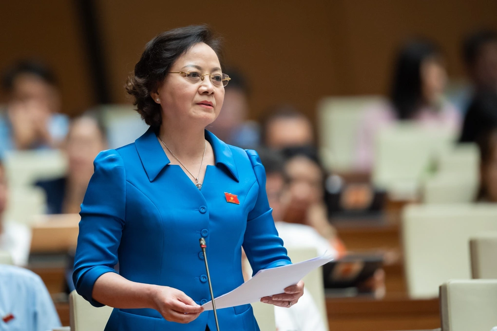 Bộ trưởng Phạm Thị Thanh Trà. Ảnh báo Dân trí. Bộ trưởng Phạm Thị Thanh Trà. Ảnh báo Dân trí.