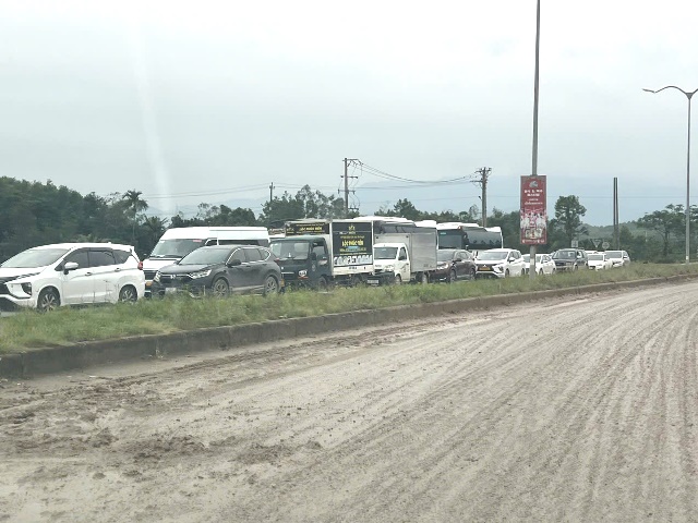 Cao tốc Đà Nẵng - Quảng Ngãi đón tới hơn 21.000 lượt xe trong ngày