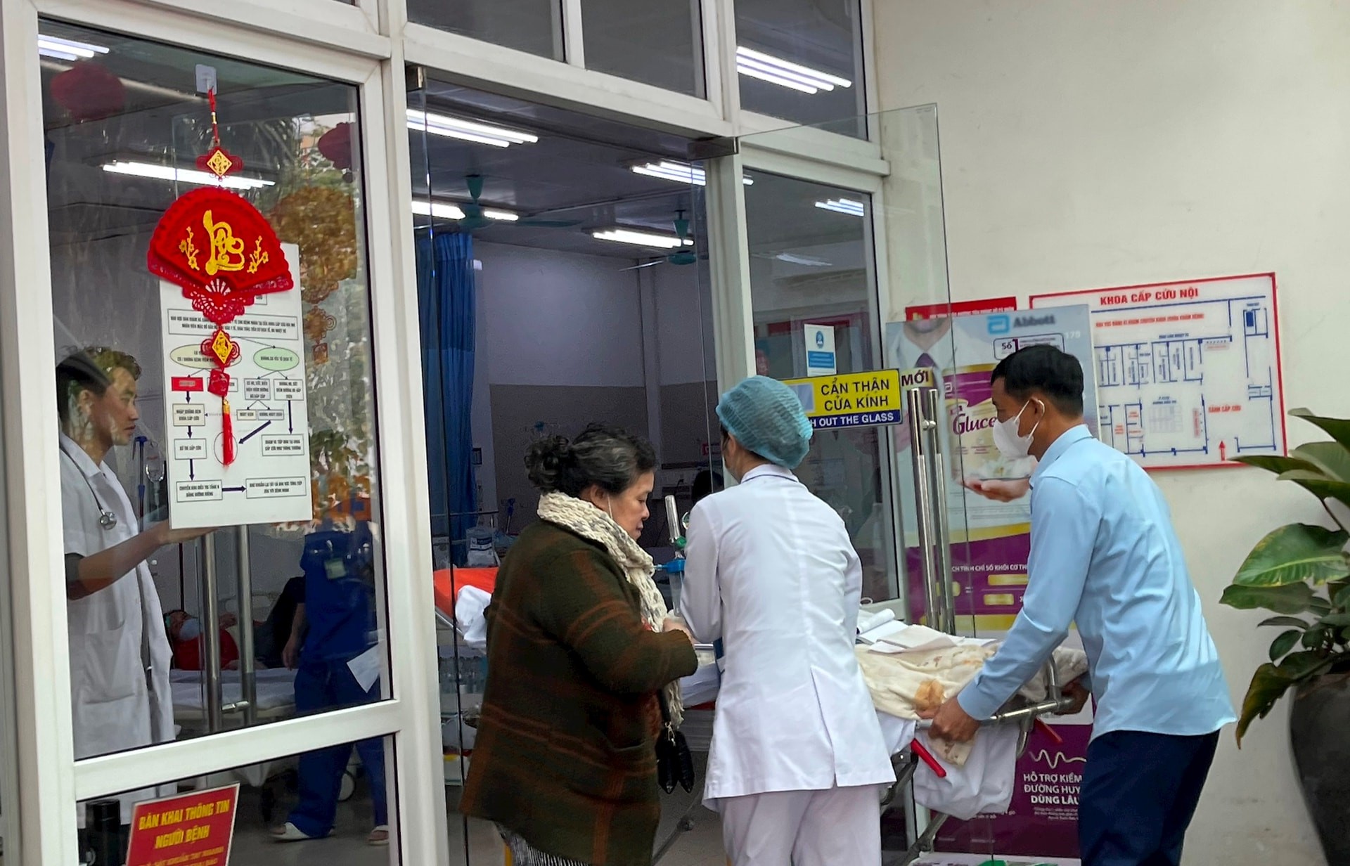 Cả nước có 548.151 lượt người khám, cấp cứu trong 8 ngày nghỉ Tết
